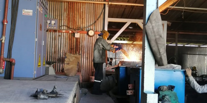200kg melting furnace with Siemens PLC  control system