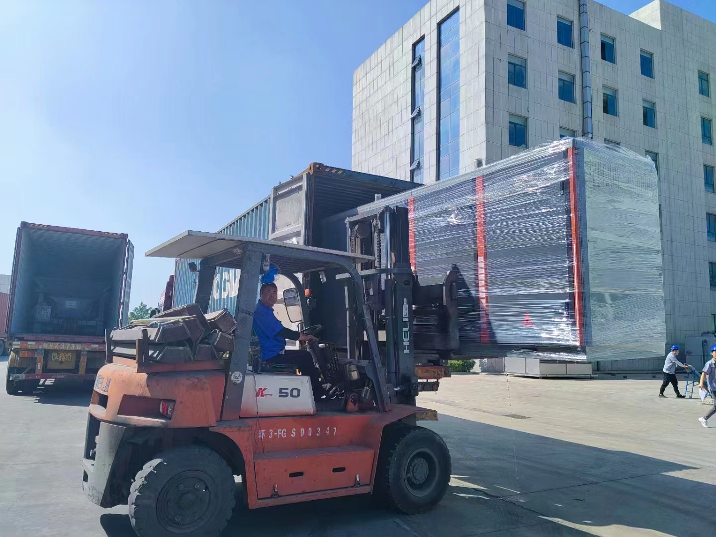 10-ton steel shell furnace shipped to Iraq